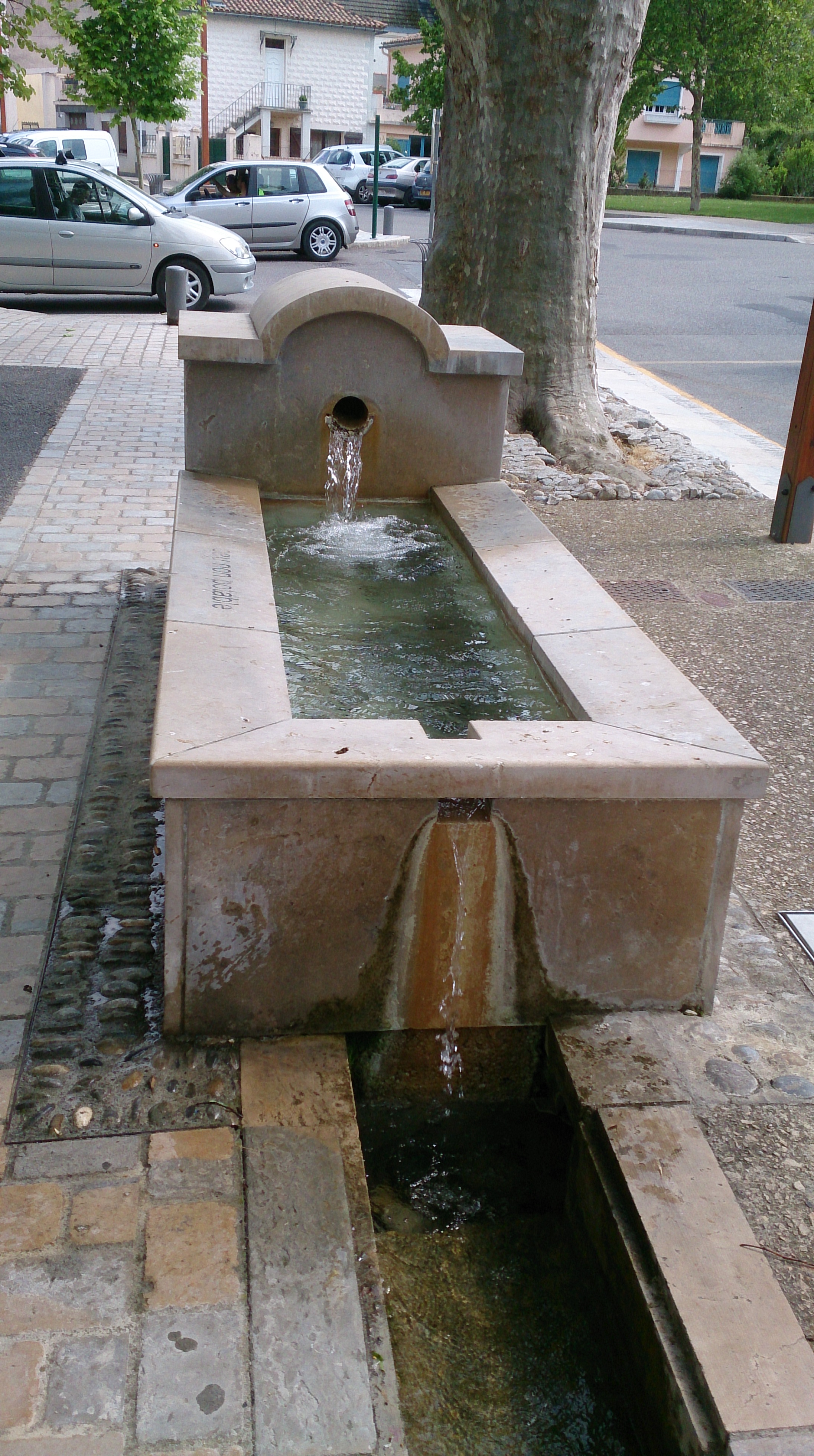 A fountain that I enjoy watching in Quillan